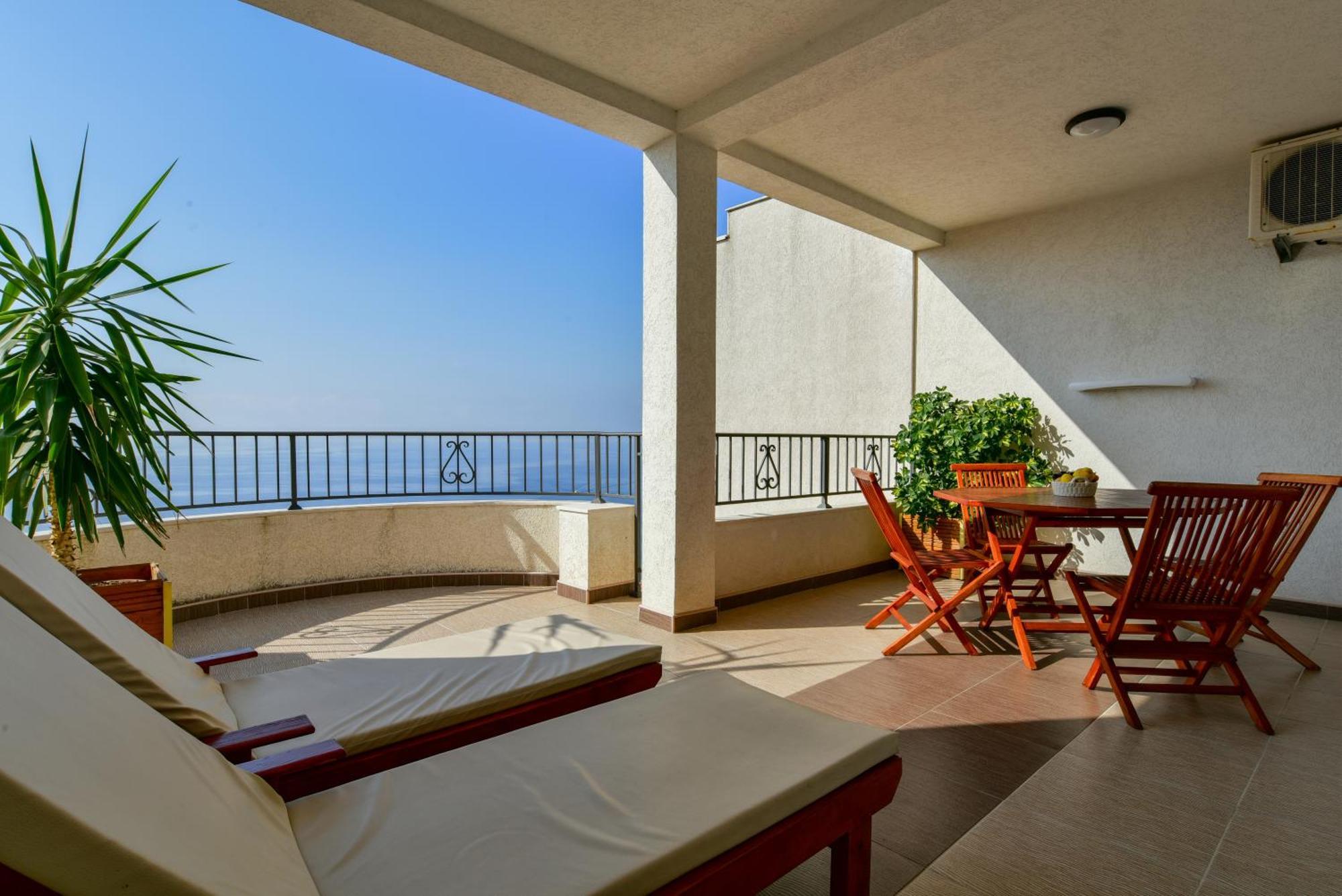 Apartments Leut Sveti Stefan Chambre photo