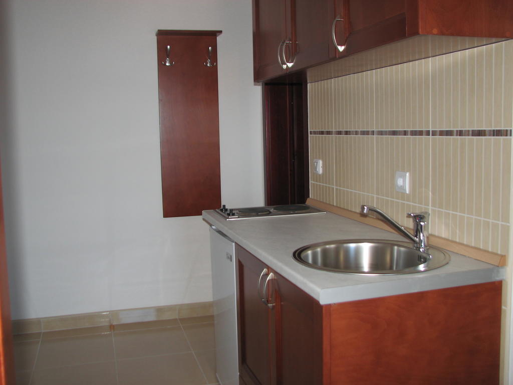 Apartments Leut Sveti Stefan Chambre photo