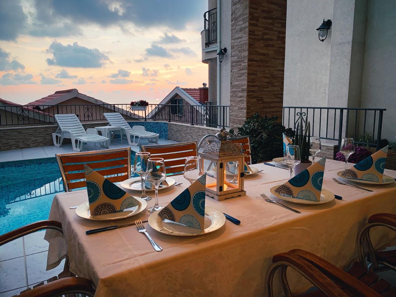 Apartments Leut Sveti Stefan Extérieur photo